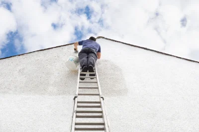 Peinture extérieure à la Chapelle-Rainsouin — façades et ravalement